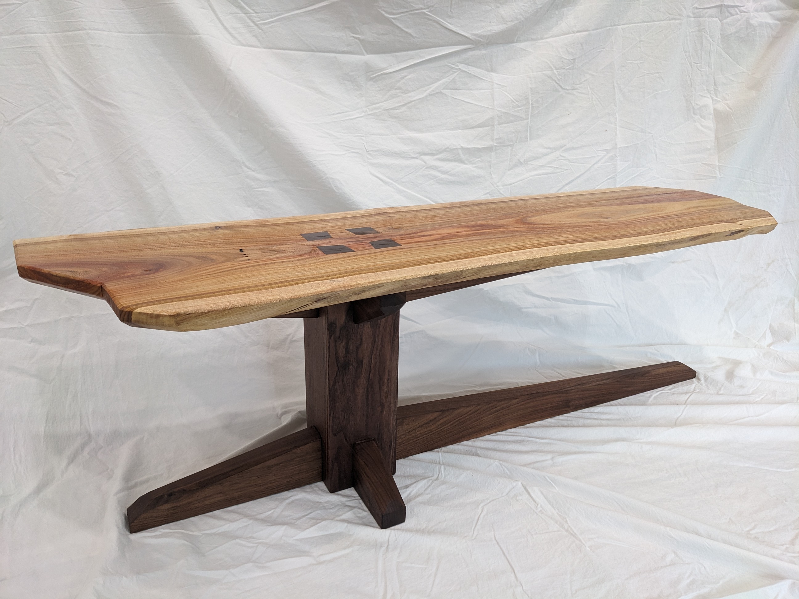 A Japanese-inspired Cantilever Bench
